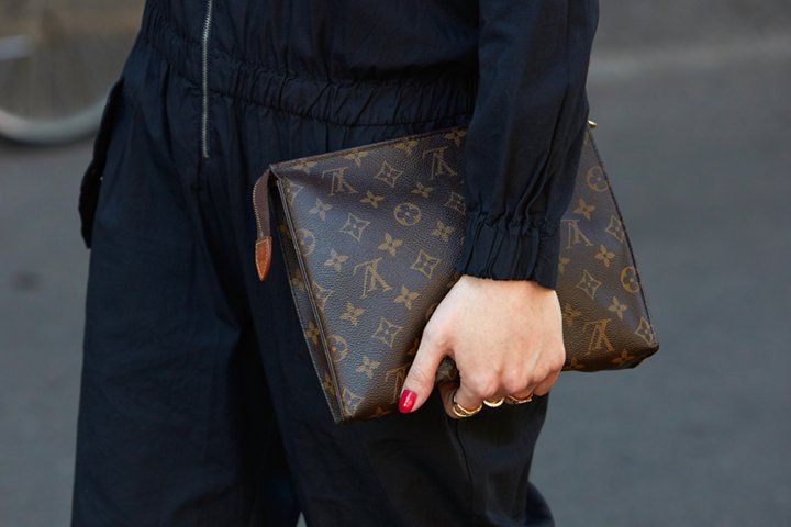 5 Ways To Save Yourself From Buying A Fake LV Handbag