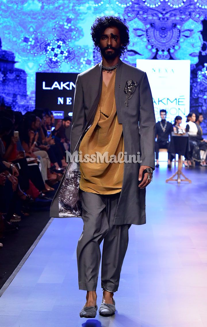 Shantanu and Nikhil at Lakme Fashion Week SR18