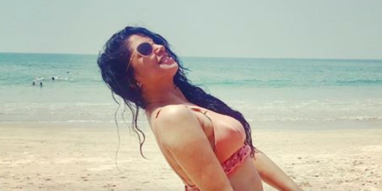 “F@#k Off, Photoshop” – Kavita Kaushik Poses In A Bikini With An Empowering Message For Every Woman
