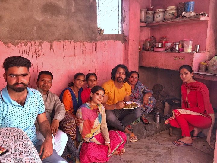 Harshvardhan Rane visits a local family in Chandigarh