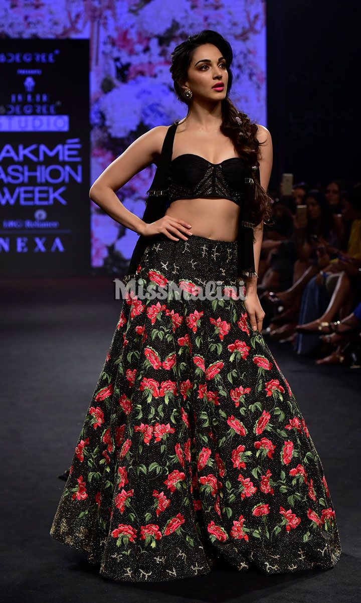 Kiara Advani for Julie Shah at Lakme Fashion Week SR18