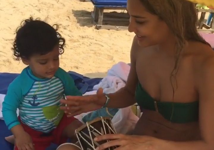 Video: Lisa Haydon Chilling On The Beach With Her Son Zack