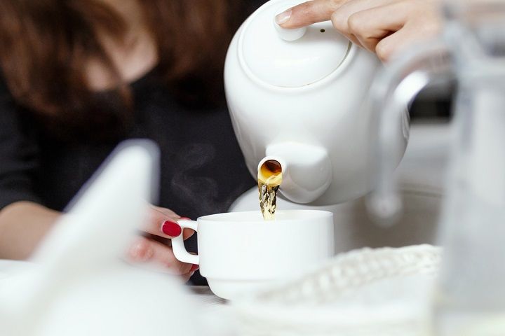 Tea Tasting (Image Courtesy: Shutterstock)