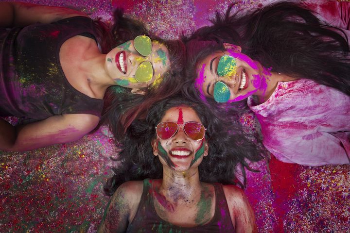 20 Ways To Save Your Hair, Skin &#038; Nails This Holi