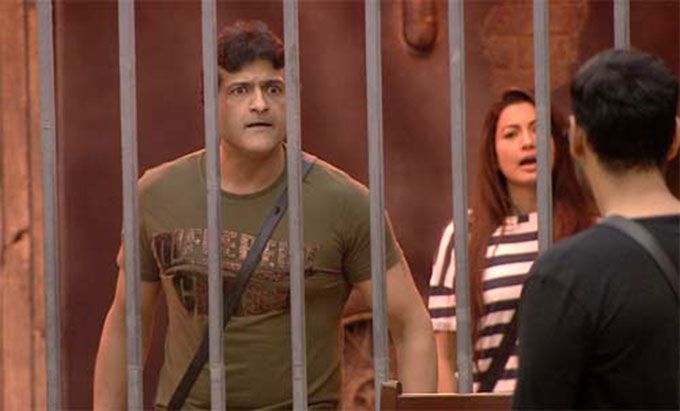 Former Bigg Boss Contestant Armaan Kohli Goes Missing After His Girlfriend Accuses Him Of Assault