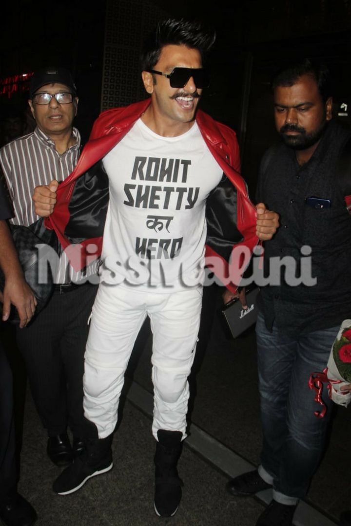 Ranveer Singh spotted at the airport after he wraps up first schedule for Simmba 01
