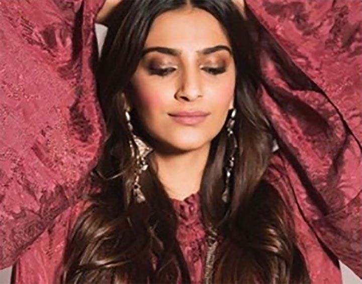 Proof That Sonam Kapoor Ahuja Is Into Hipster Fashion