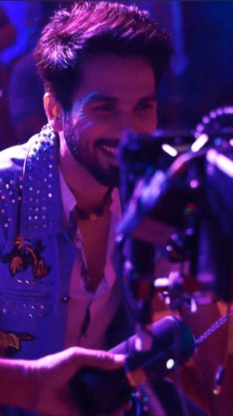 Shahid Kapoor shots for a song for BGMC 04