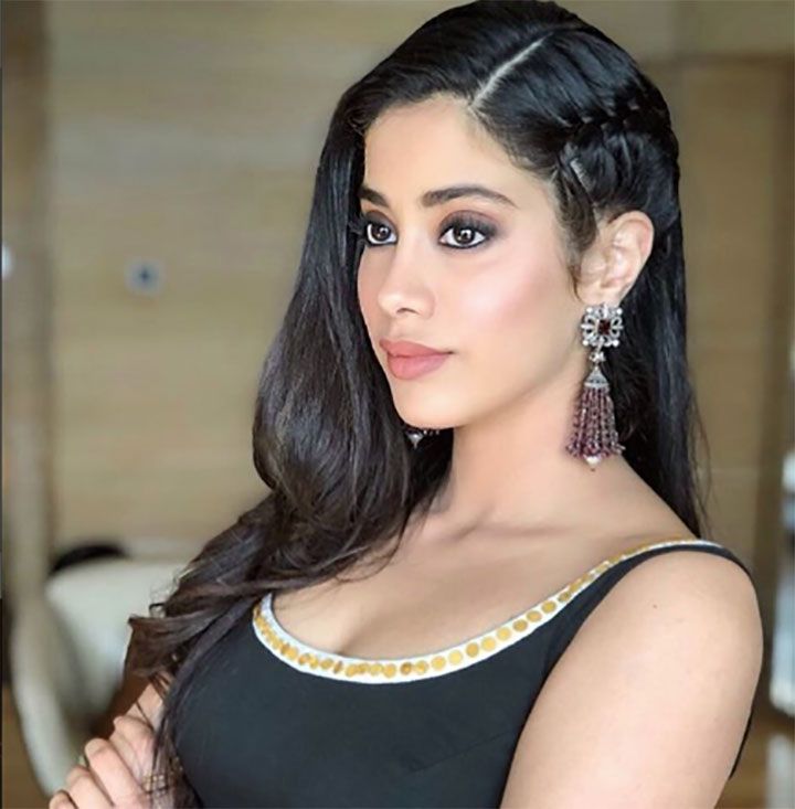 Janhvi Kapoor’s All-Black Desi Look Will Make You Forget About Bright Hues