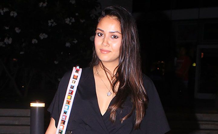 Here’s How Mira Rajput Upgrades Any Bag She Carries With One Trick