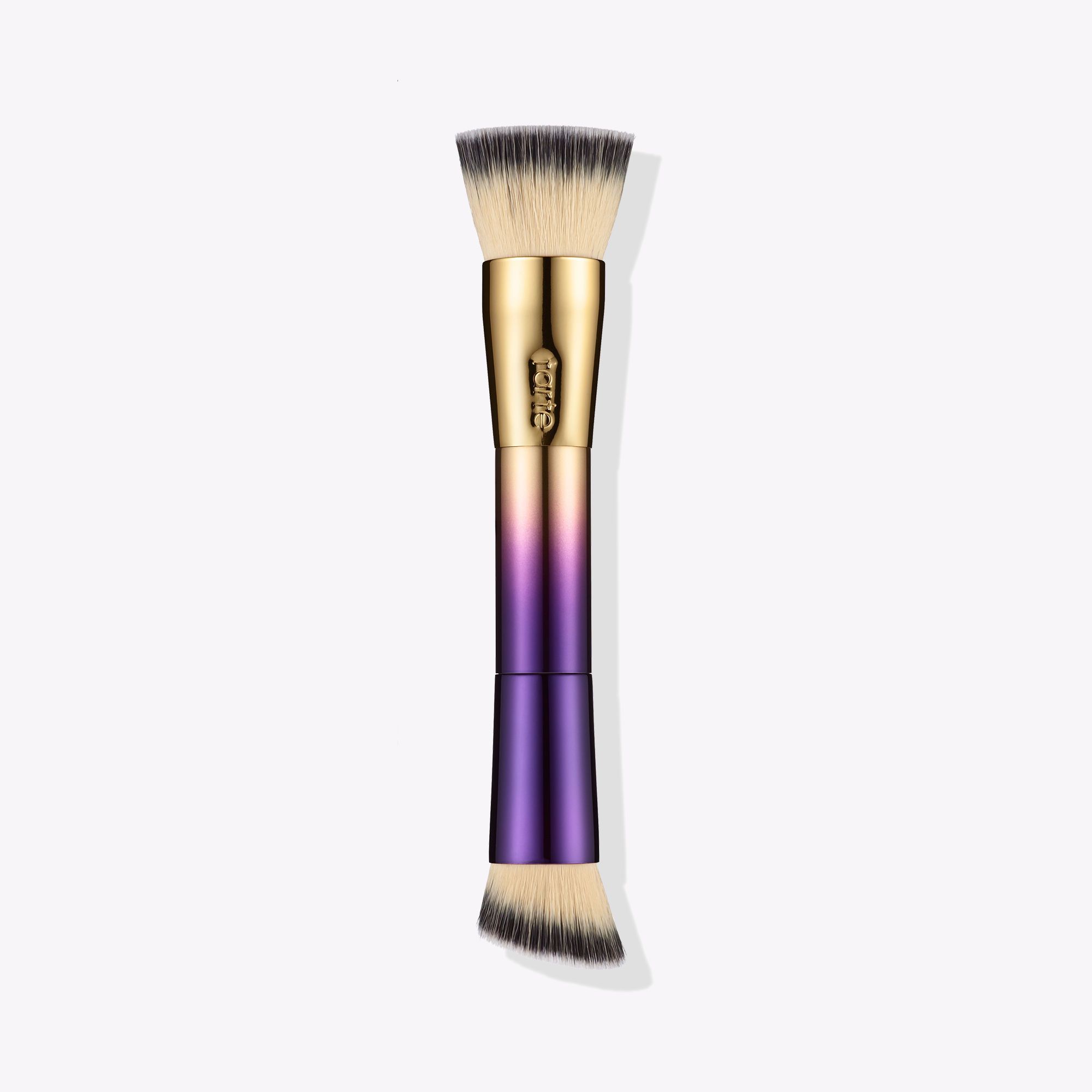 Tarte Double-Ended Foundation Brush, Rainforest of the Sea (Image source: @tartecosmetics.com)