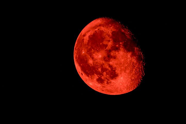 Here’s Everything You Need To Know About The Blood Moon On July 27