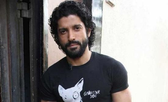 Farhan Akhtar Is The First Indian Celebrity To Join The List Of Famous People Deleting Their Facebook Accounts