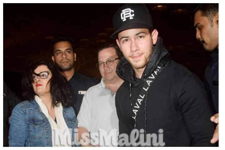 PHOTOS: Nick Jonas And His Parents Return To The US After His Roka