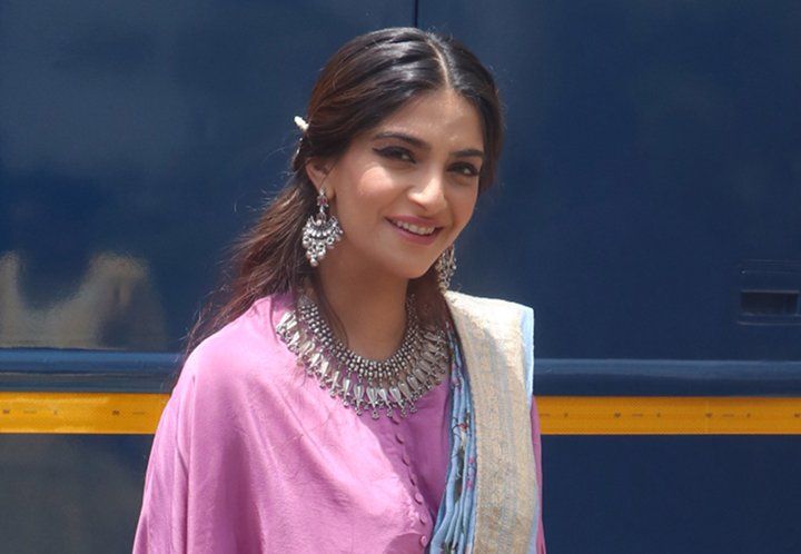 10 Celebrity-Inspired Unconventional Sari Blouses