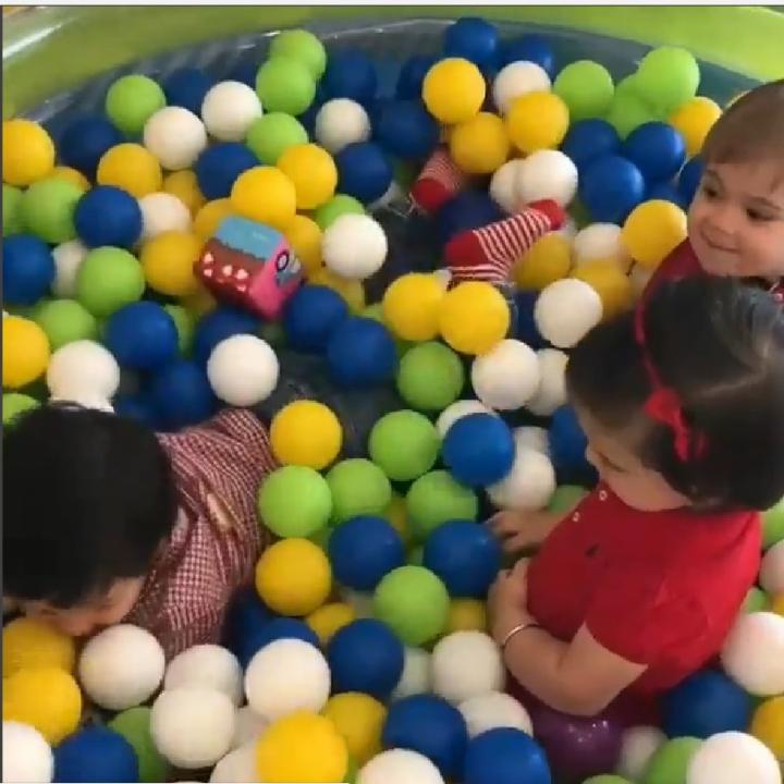 This Video Of Taimur Ali Khan, Roohi And Yash Johar On A Play Date Is Too Cute