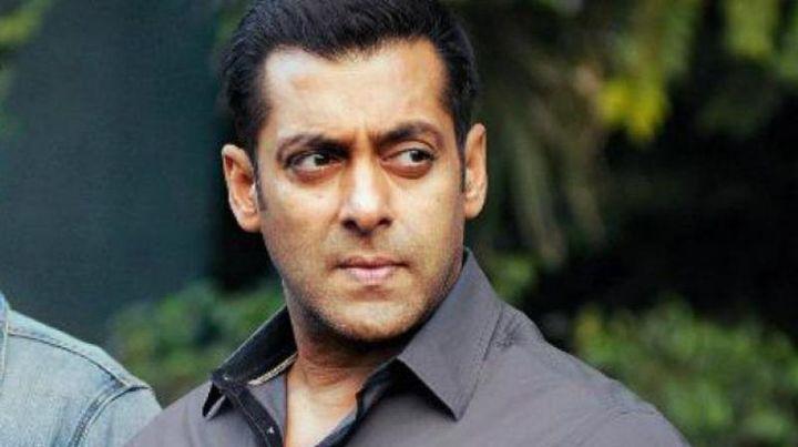 Photos: Preity Zinta, Arpita Khan Sharma And Others Pay A Visit To Salman Khan In Jail