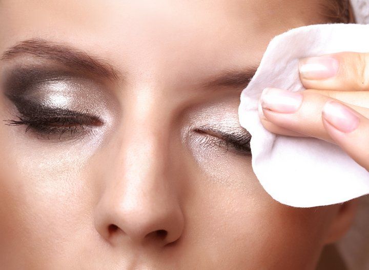 Here’s What Could Happen If You Don’t Take Your Makeup Off