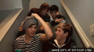 Louis Tomlinson S GIF - Find & Share on GIPHY