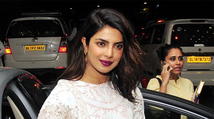 You’ll Fall Madly In Love With Priyanka Chopra In This Manish Malhotra Outfit