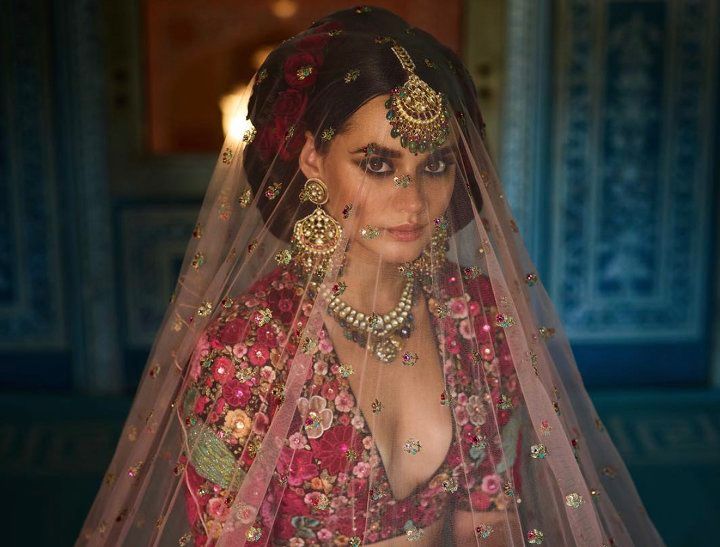 10 Outfits From Sabyasachi’s New Collection That You Need To See RN