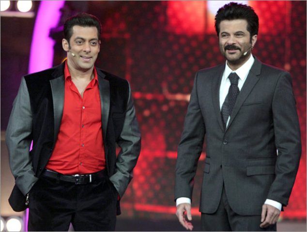 Anil Kapoor Gets Emotional In Front Of His Buddy Salman Khan