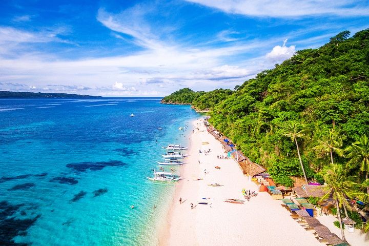 7 Reasons Why The Philippines Needs To Be On Your Bucket List