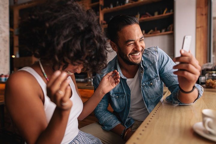 Couple Laughing (Image Courtesy: Shutterstock)