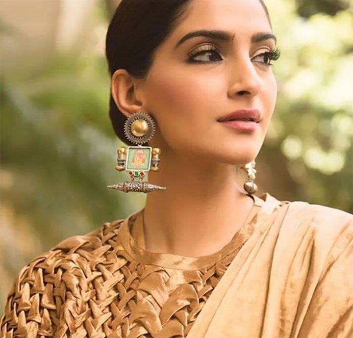 7 Times Sonam Kapoor Proved A Good Pair Of Earrings Is All You Need To Make A Statement