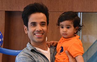Tusshar Kapoor Is All Set To Star In A Web Series Based On Parenting Skills