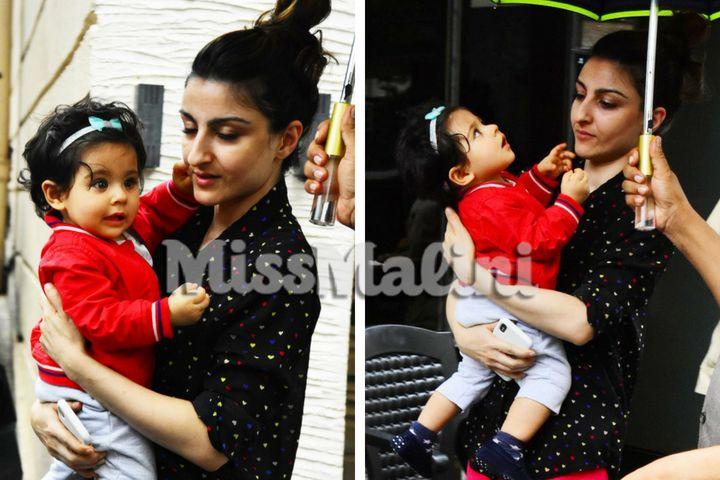 Soha Ali Khan Gets Angry At The Paparazzi For Using Flashlights While Clicking Her Daughter Inaaya