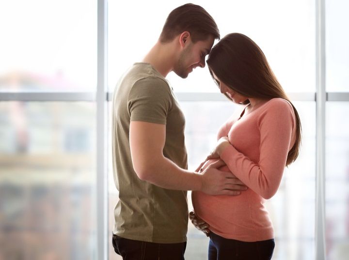 Pregnant Couple (Image Courtesy: Shutterstock)