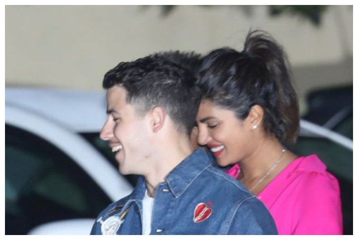 Photos: Priyanka Chopra &#038; Nick Jonas Step Out For A Date Night in L.A.