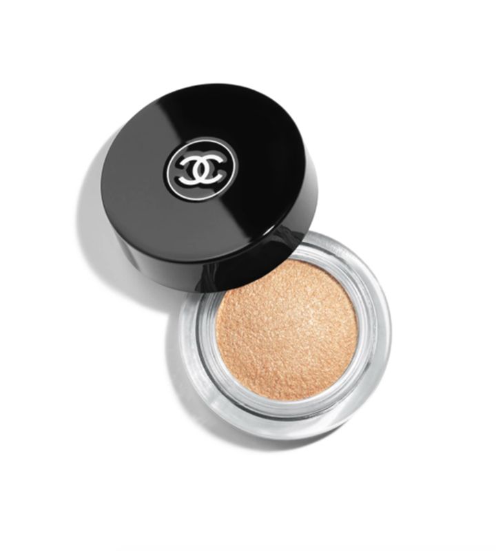 Chanel Illusion D'Ombre Long Wear Luminous Eyeshadow | Source: Chanel
