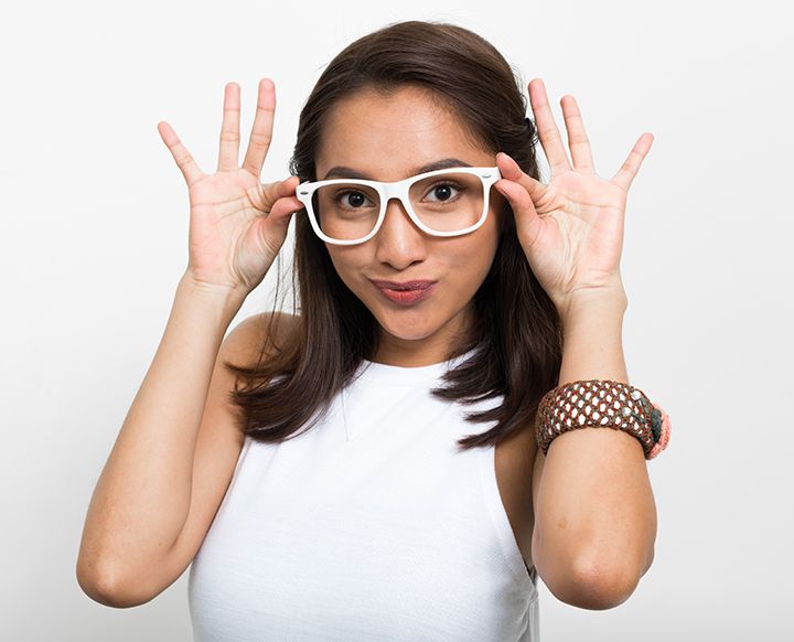 5 Makeup Hacks For Girls Who Wear Glasses