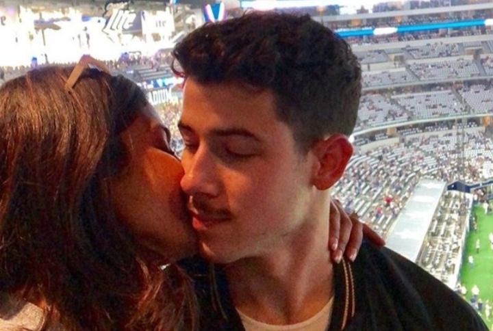 Want To Know What Love Looks Like? Check Out This Picture Of Priyanka Chopra & Nick Jonas