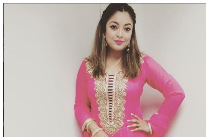 This Throwback Video Of Tanushree Dutta’s Car Being Vandalized Is Going Viral