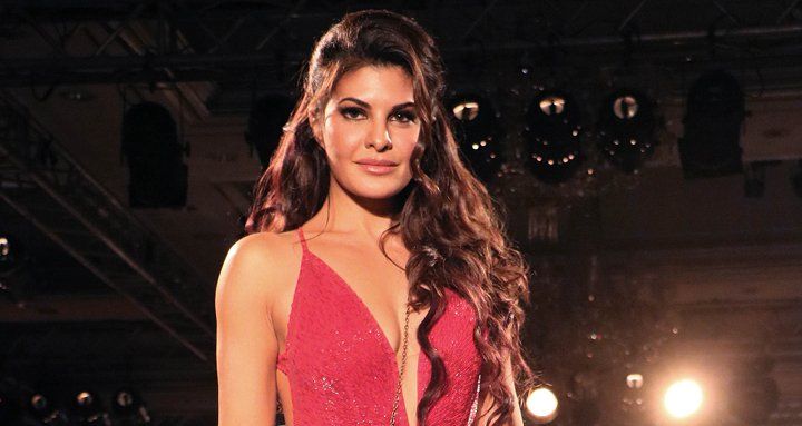 Jacqueline Fernandez’s Newest Runway Look Is Our Current Obsession