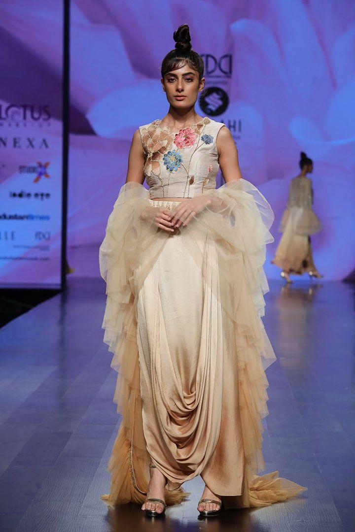 Siyaahi at Lotus Make-Up India Fashion Week Spring Summer 2019