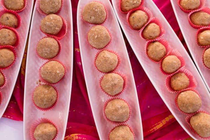 Gond Laddoo (Image Courtesy: Shutterstock)