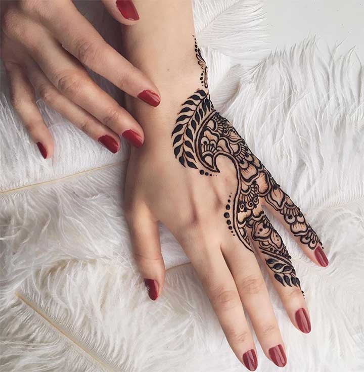 20 Unconventional Designs To Get At Your BFF’s Mehendi Ceremony