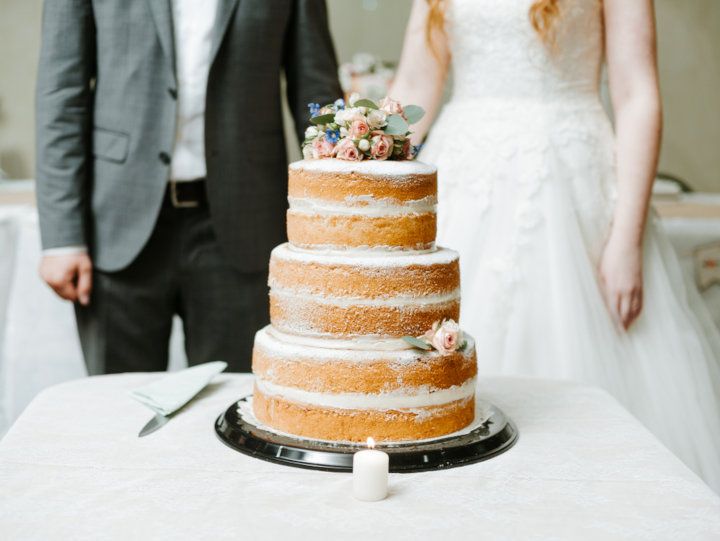 8 Unique Wedding Cake Trends Every Couple Must Check Out For The Big Day