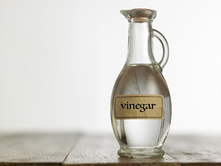 Vinegar | www.shutterstock.com