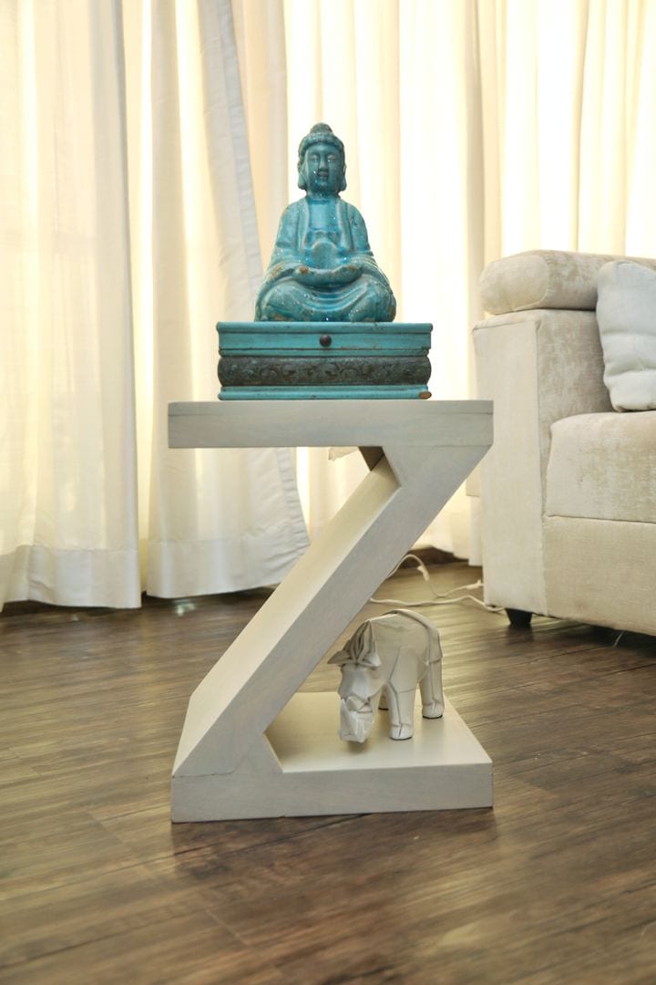 Z-shaped side table