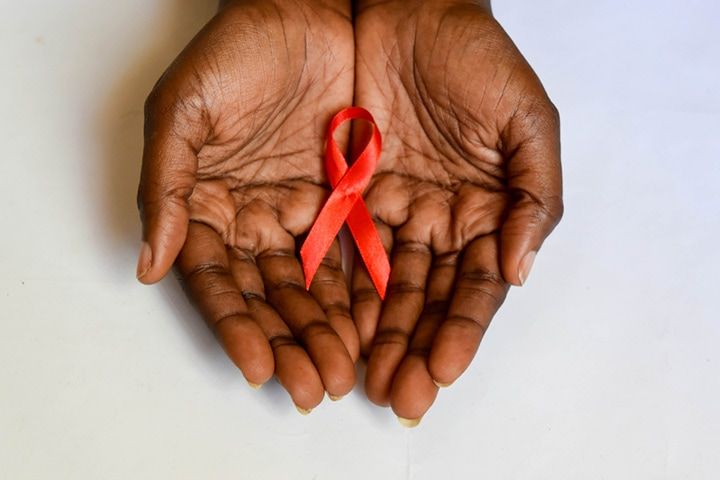 Common Myths That Circle Around HIV And AIDS-Debunked!