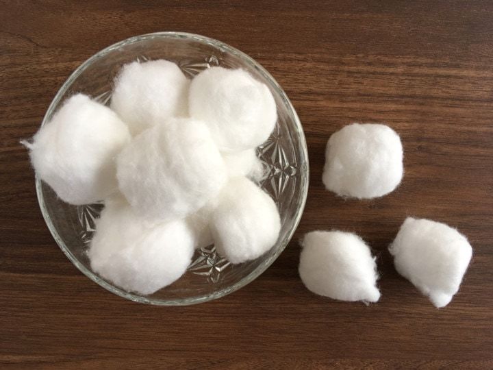 Cotton Balls (Image Courtesy: Shutterstock)