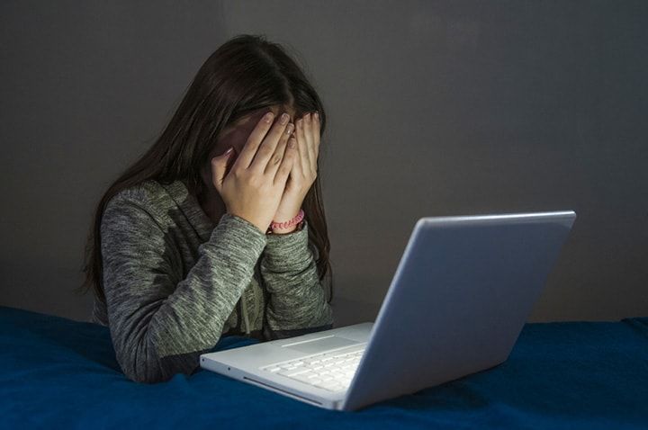 Signs Your Child Is A Victim Of Cyberbullying And What You Should Be Doing As A Parent