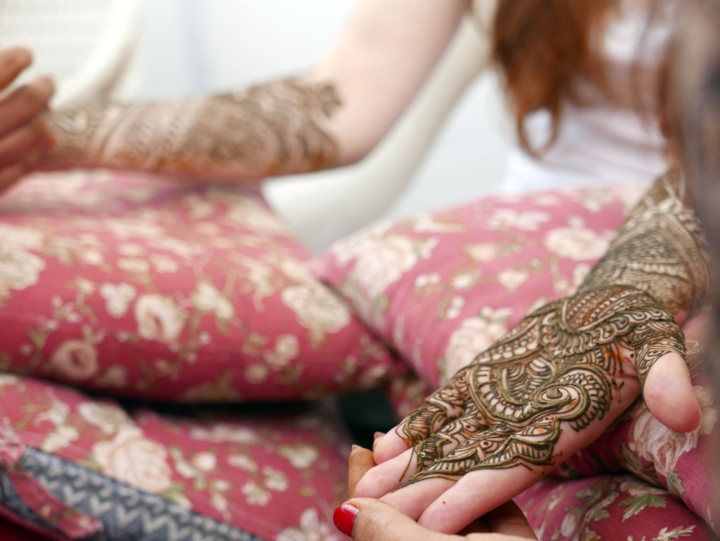 Mehendi Ceremony (Image Courtesy: Shutterstock)