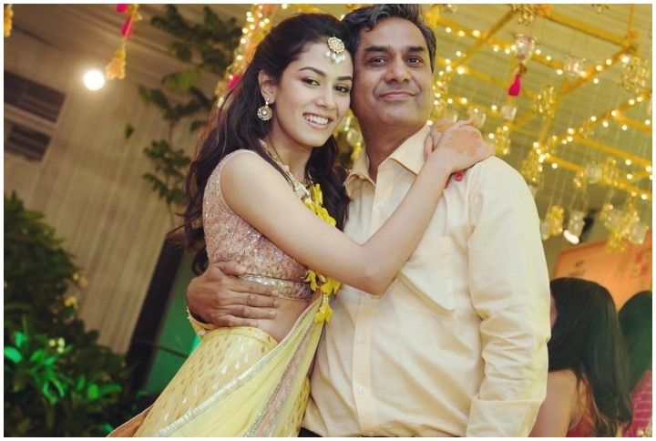 This Video Of Mira Rajput Dancing With Her Dad On ‘Aaj Kal Tere Mere’ Will Melt Your Heart