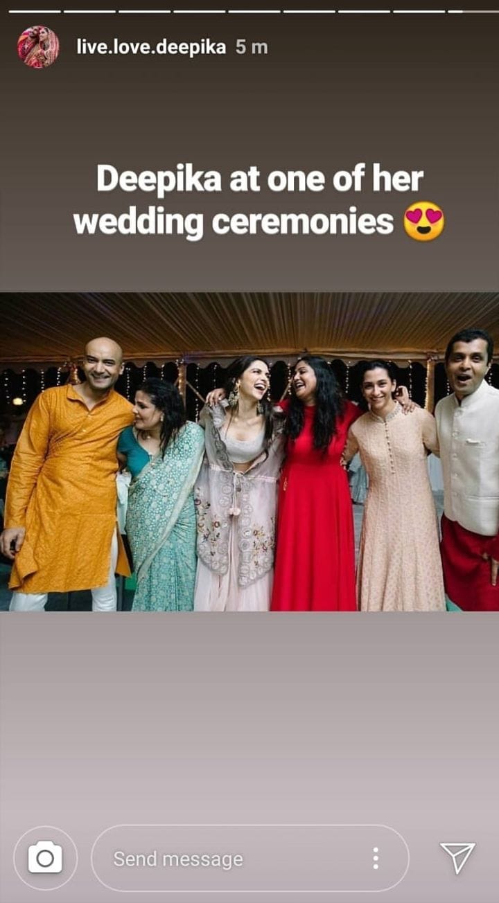 Deepika Padukone and Anisha Padukone with their family (Source: Instagram | @live.love.deepika)